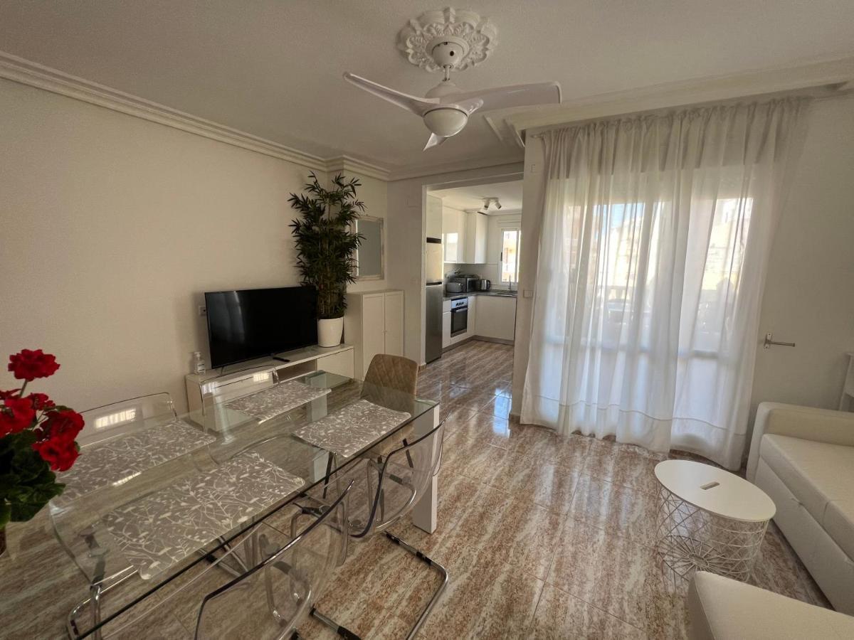 Apartamento Lima & Apartamento Leo Torre La Mata Exterior foto